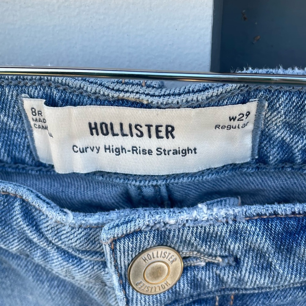 Hollister Curvy High Rise Straight Leg Jeans - Light Blue size 29 - Picture 3 of 3